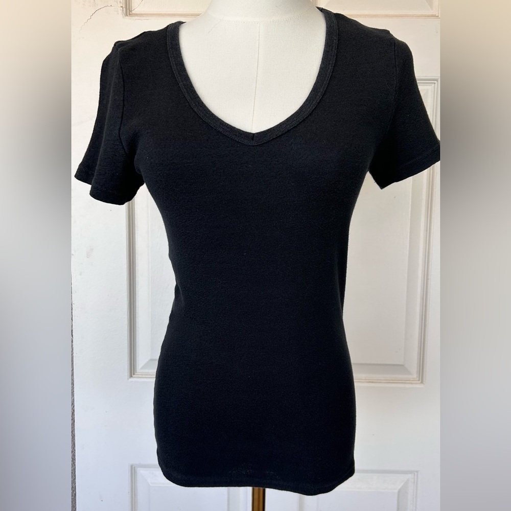 Michael Stars for Anthropologie Women’s‎ Soft V-Neck Short Sleeved Tee Size M/L